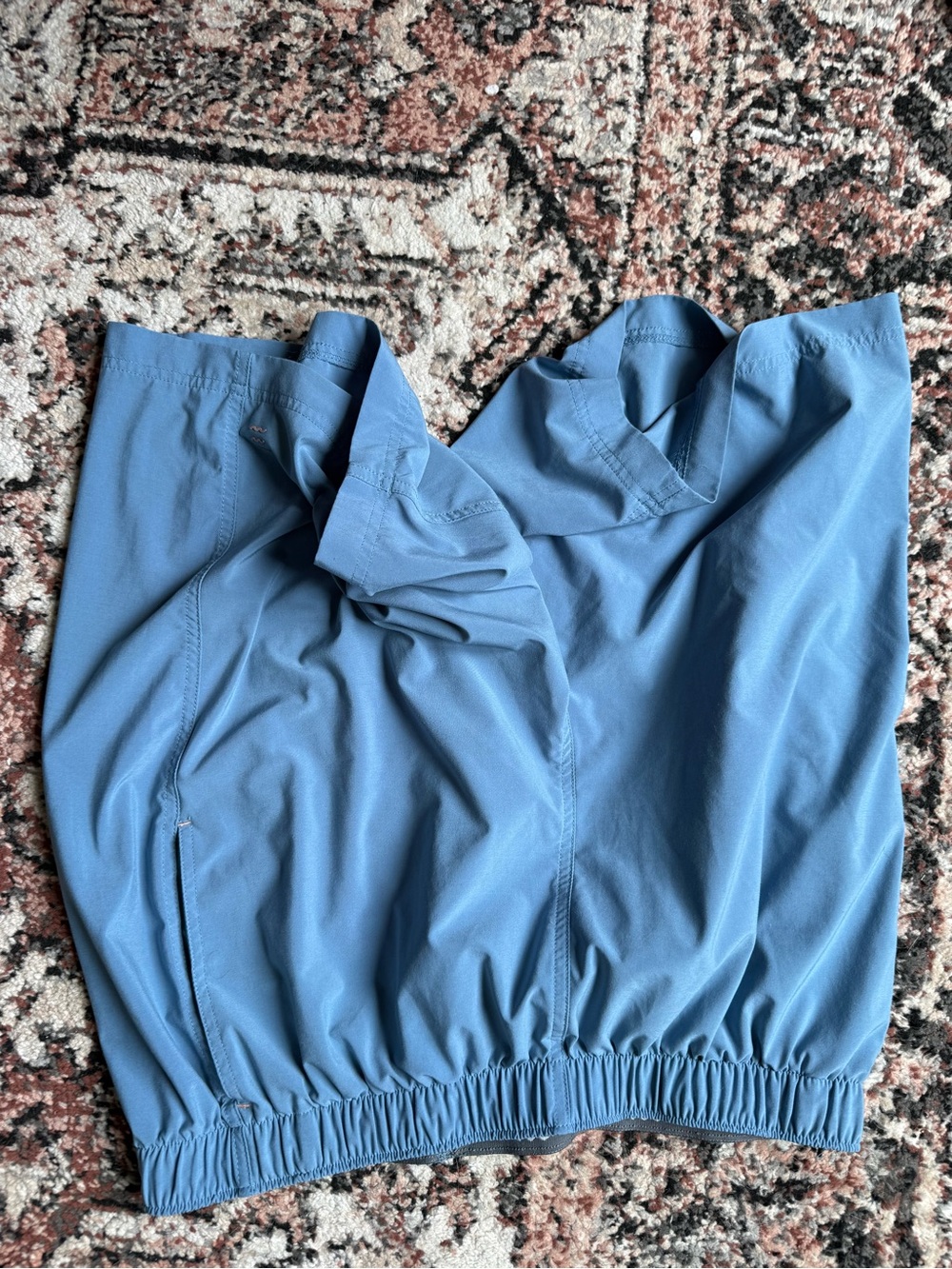 Men's Free fly Performance fishing Blue Shorts 7 inches large (missing strings)